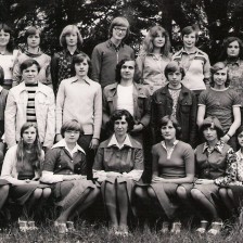 Základní devítiletá škola v Bouzově, 9. třída, 1977-1978, třídní učitelka: Margit Pospíšilová