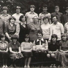 Základní devítiletá škola Bouzov, 9.třída, 1980-1981, třídní učitelka: Milena Strádalová